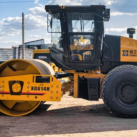Дорожный каток XGMA XG614H